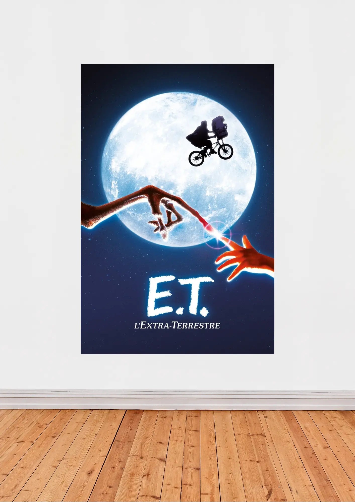 « E.T. l’Extra-Terrestre » – Affiche culte au clair de lune