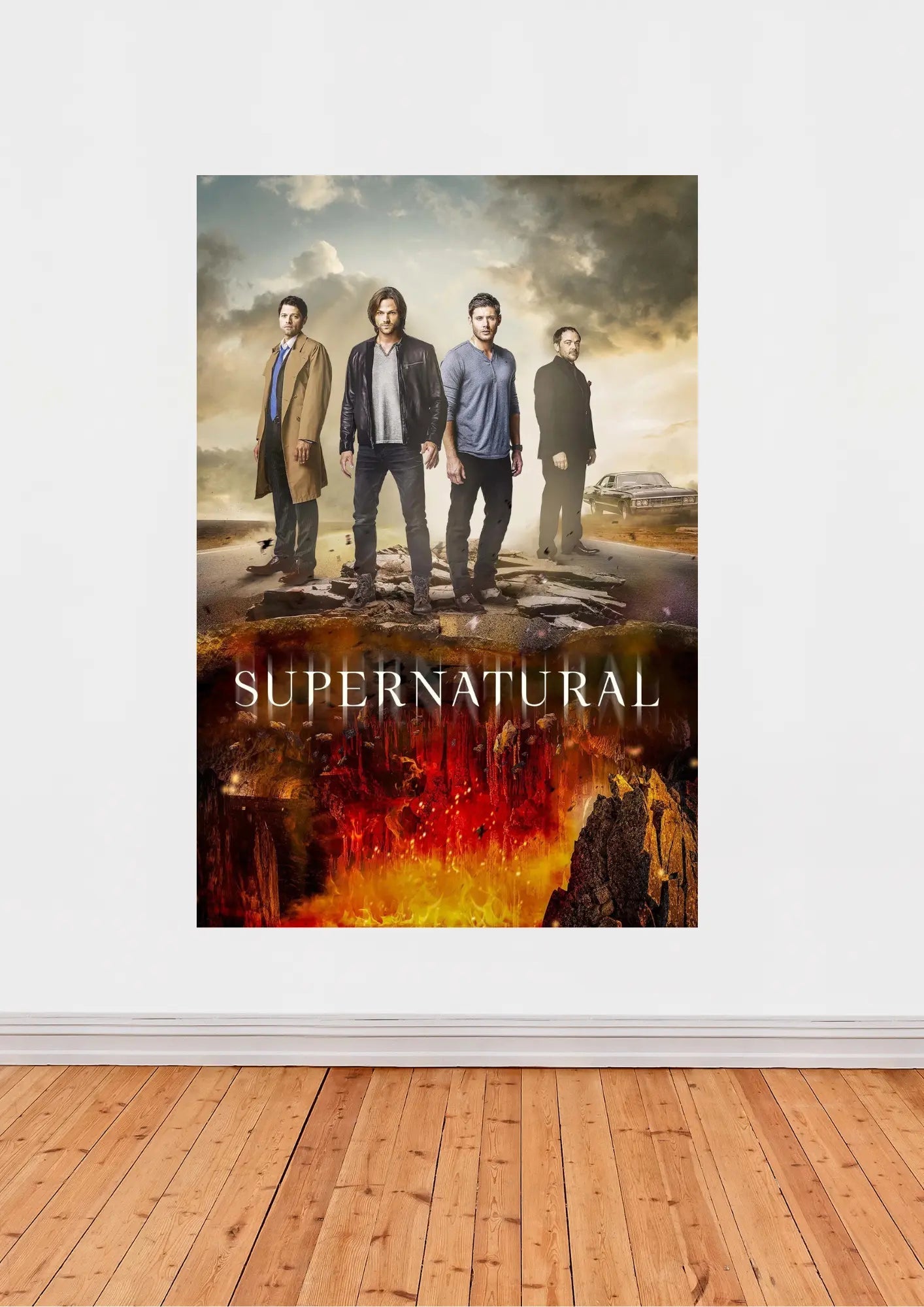 Plongée dans l'univers de « Supernatural » avec l'affiche culte de Dean, Sam, Castiel et Crowley
