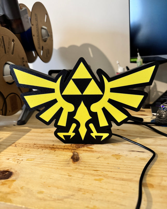 Lampe LED Zelda Triforce fond noir
