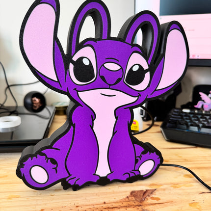Lampe LED romantique style Disney en rose et violet
