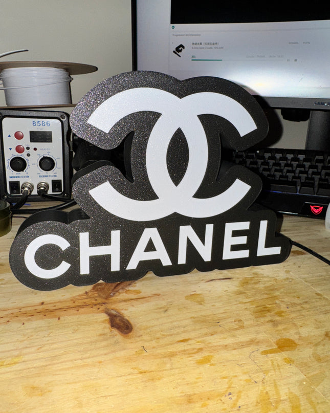 Lampe Chanel - Lightbox 3D LED | Design Élégant Noir & Blanc | USB