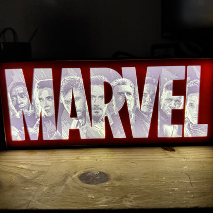 décoration LED Marvel pour chambre
