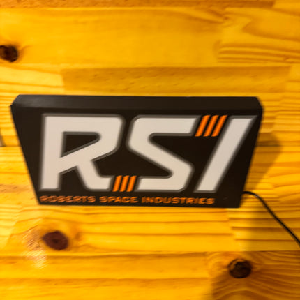 Lampe USB au style technique RSI
