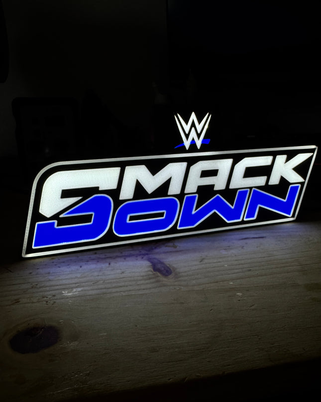 Veilleuse LED SmackDown nouvelle génération, idéale pour coin gaming.