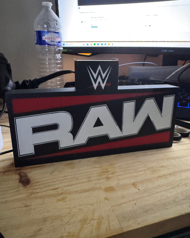 Lampe WWE RAW - Nouveau Logo Lightbox 3D LED | Design Noir, Blanc & Rouge | USB