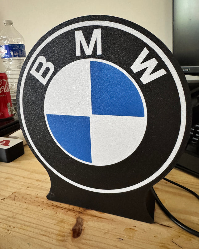 veilleuse élégante pour fan de BMW
