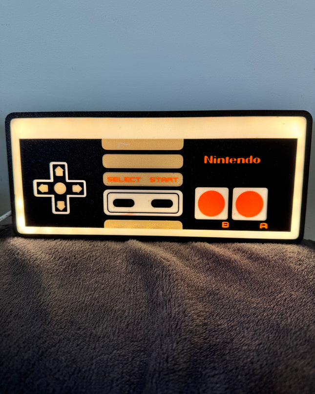 Lampe Manette NES - Lightbox 3D LED | Design Noir, Blanc, Rouge & Gris | USB