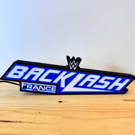 Lampe WWE Backlash France - Édition Limitée | LED USB | Design Bleu Blanc Rouge