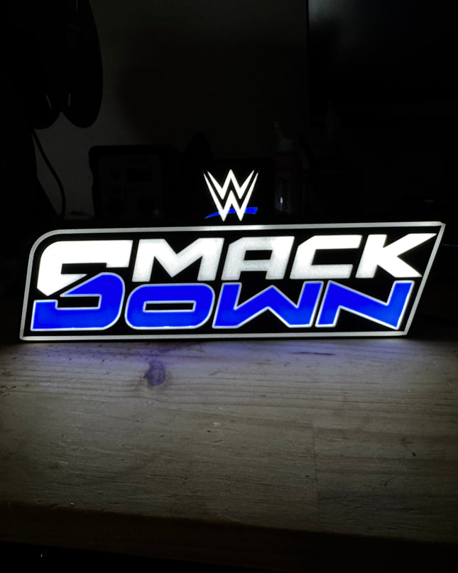 Lightbox WWE SmackDown, ambiance catch et sport.