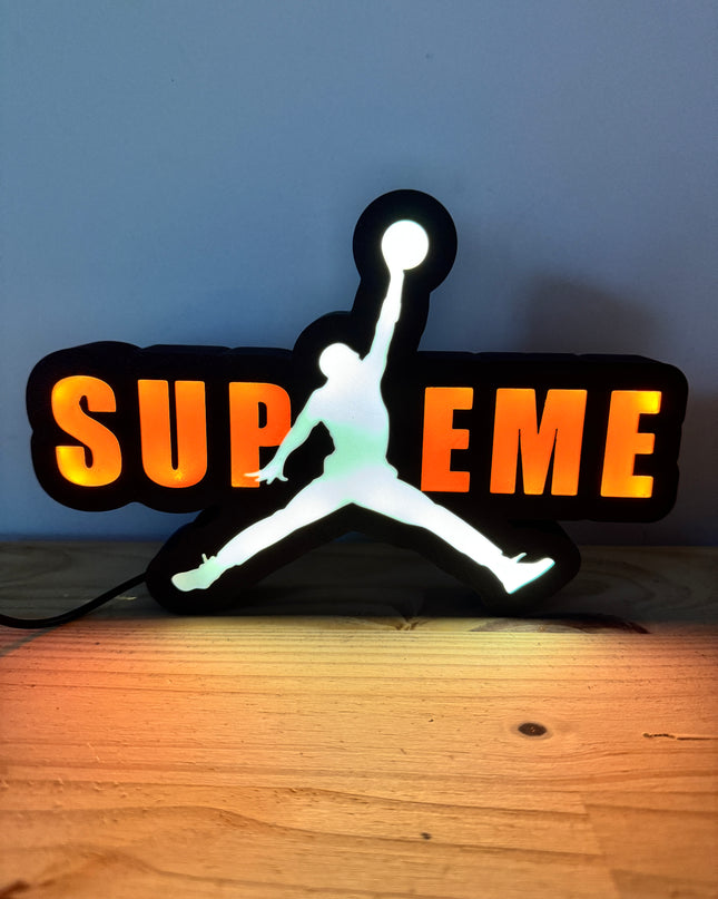 Veilleuse moderne inspiration Supreme
